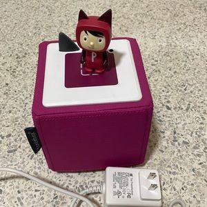 Tonies The World Needs More Purple People Toniebox Starter set - Limited Edition